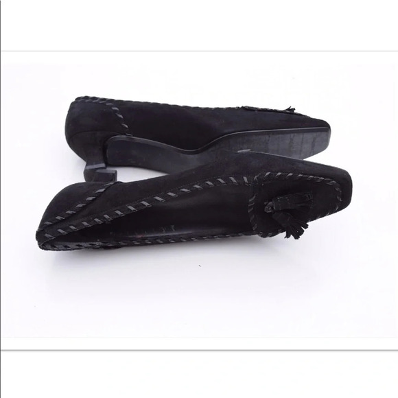 Stuart Weitzman tassel low pumps - Picture 3 of 8